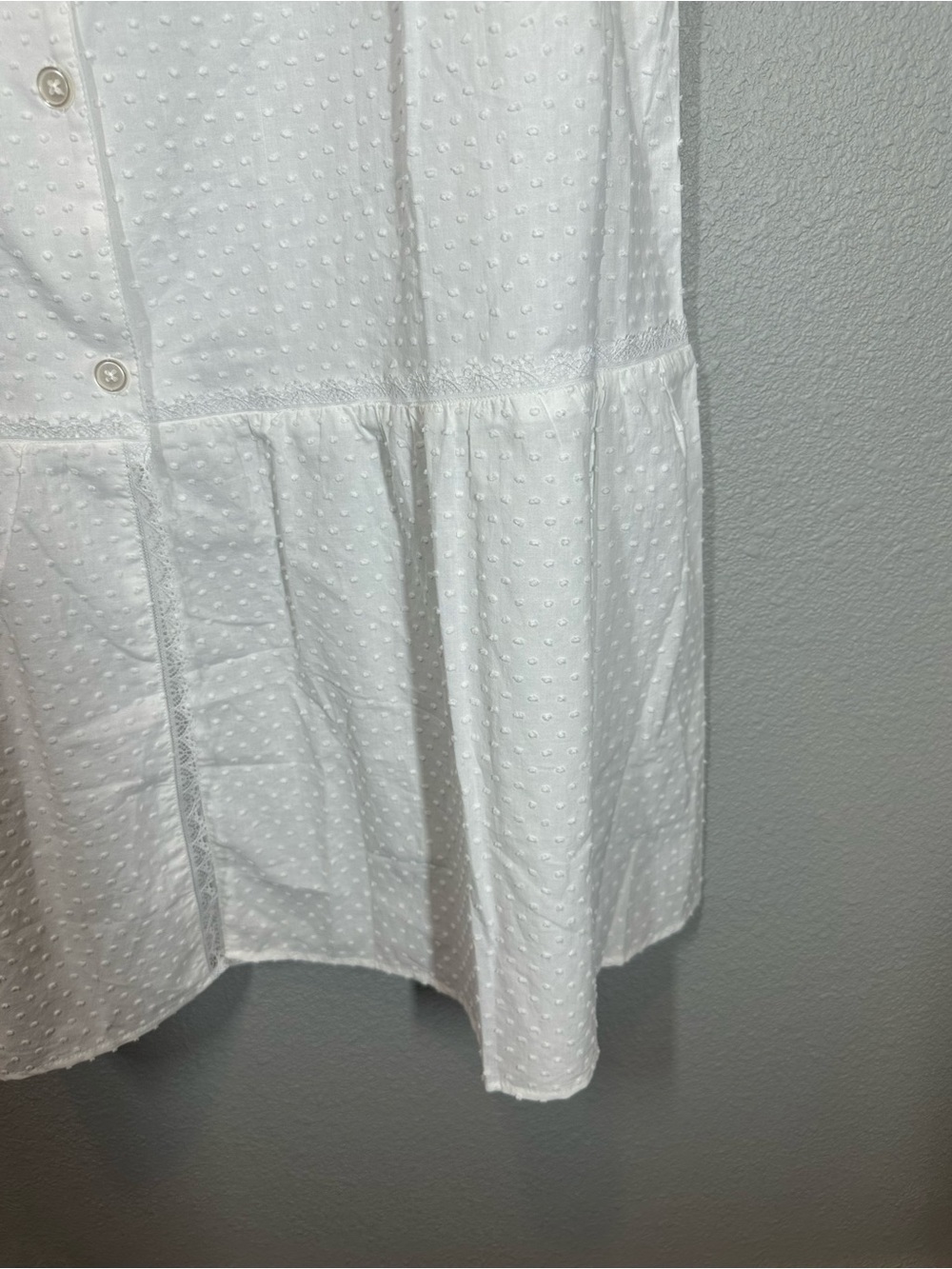 NATIONAL Vintage Deadstock Women's Small V-Neck White Cotton Swiss Dot Nightgown - Picture 9 of 12